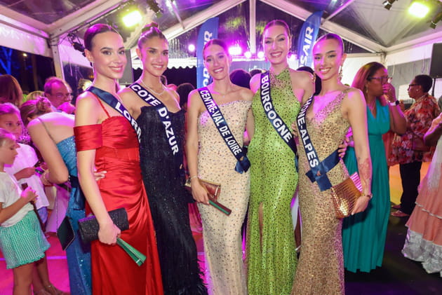 Miss Lorraine, Miss Côte D'Azur, Miss Centre-Val-De-Loire, Miss Bourgogne et Miss Rhône-Alpes au gala des candidates