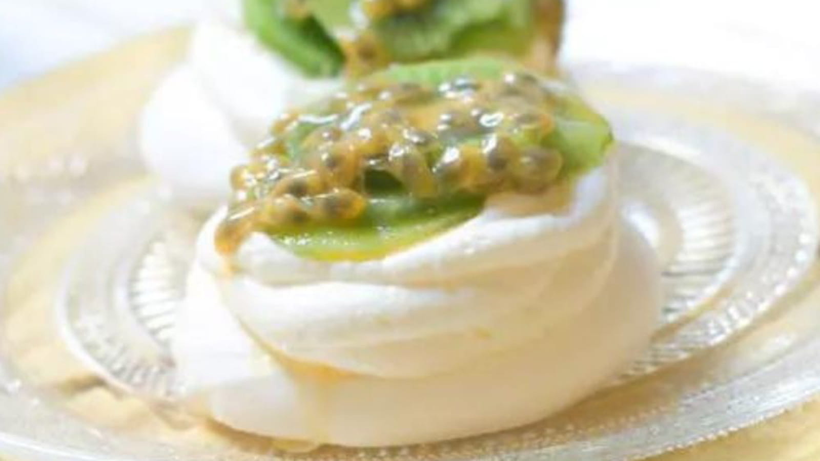 Mini pavlovas kiwi fruits de la passion