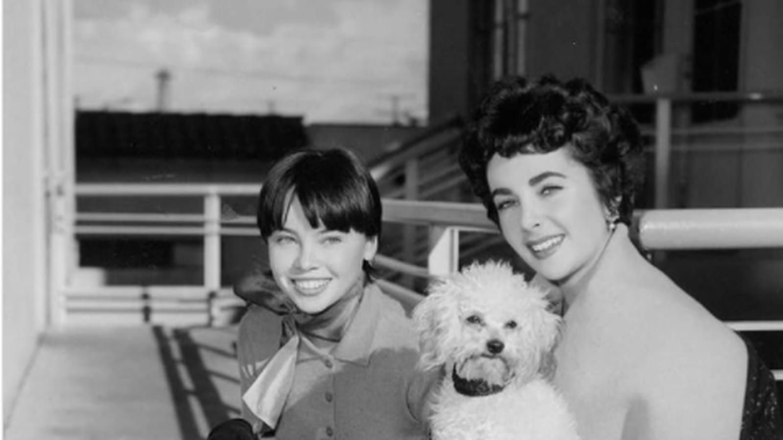 Leslie Caron et  Elizabeth Taylor