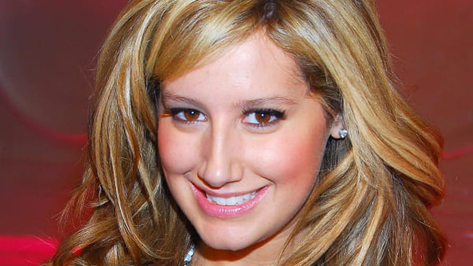 Ashley Tisdale, avant