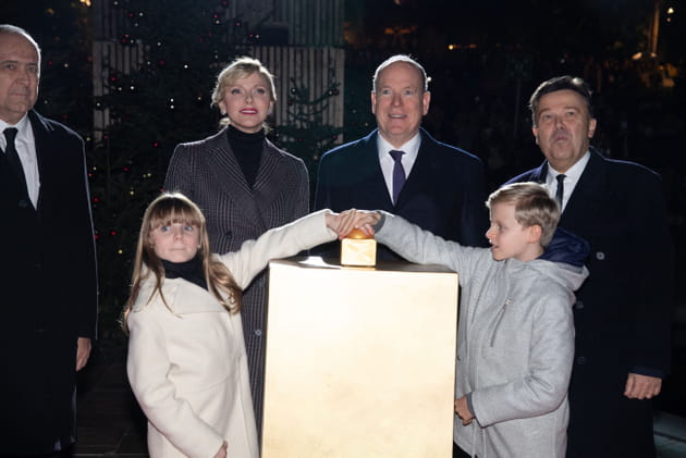Jacques et Gabriella de Monaco lancent les illuminations de Noël à Monaco