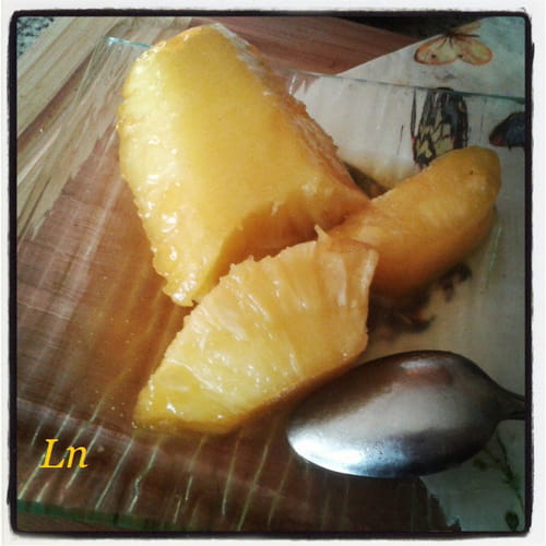 Ananas rôti caramélisé à la cassonade