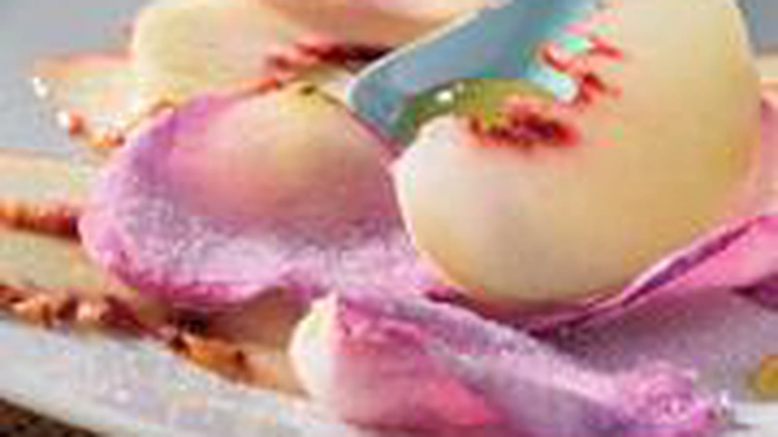 Carpaccio de pêches blanches