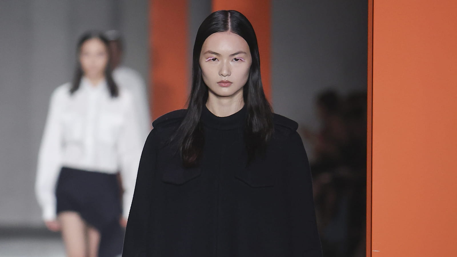 Look 37