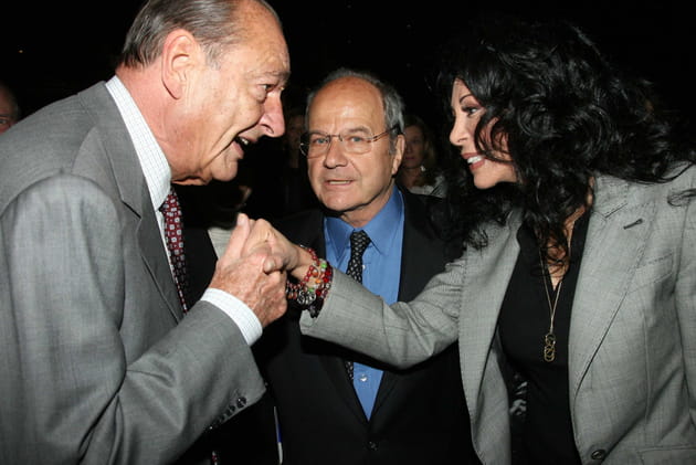 Yamina, donne-moi ta main !