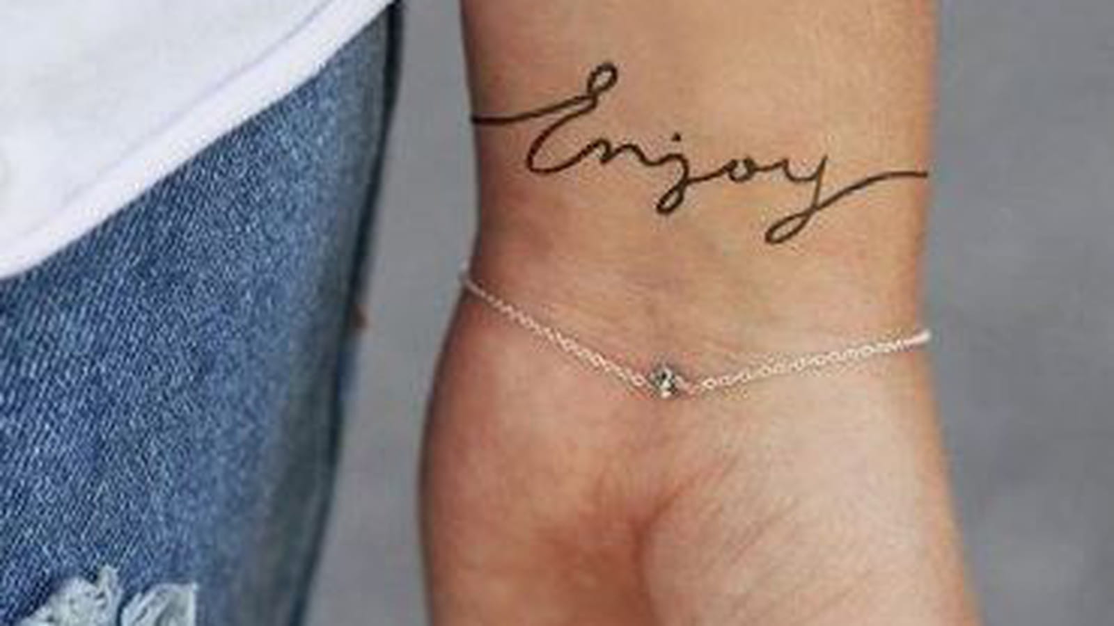 Les 20 plus beaux tatouages sur les poignets