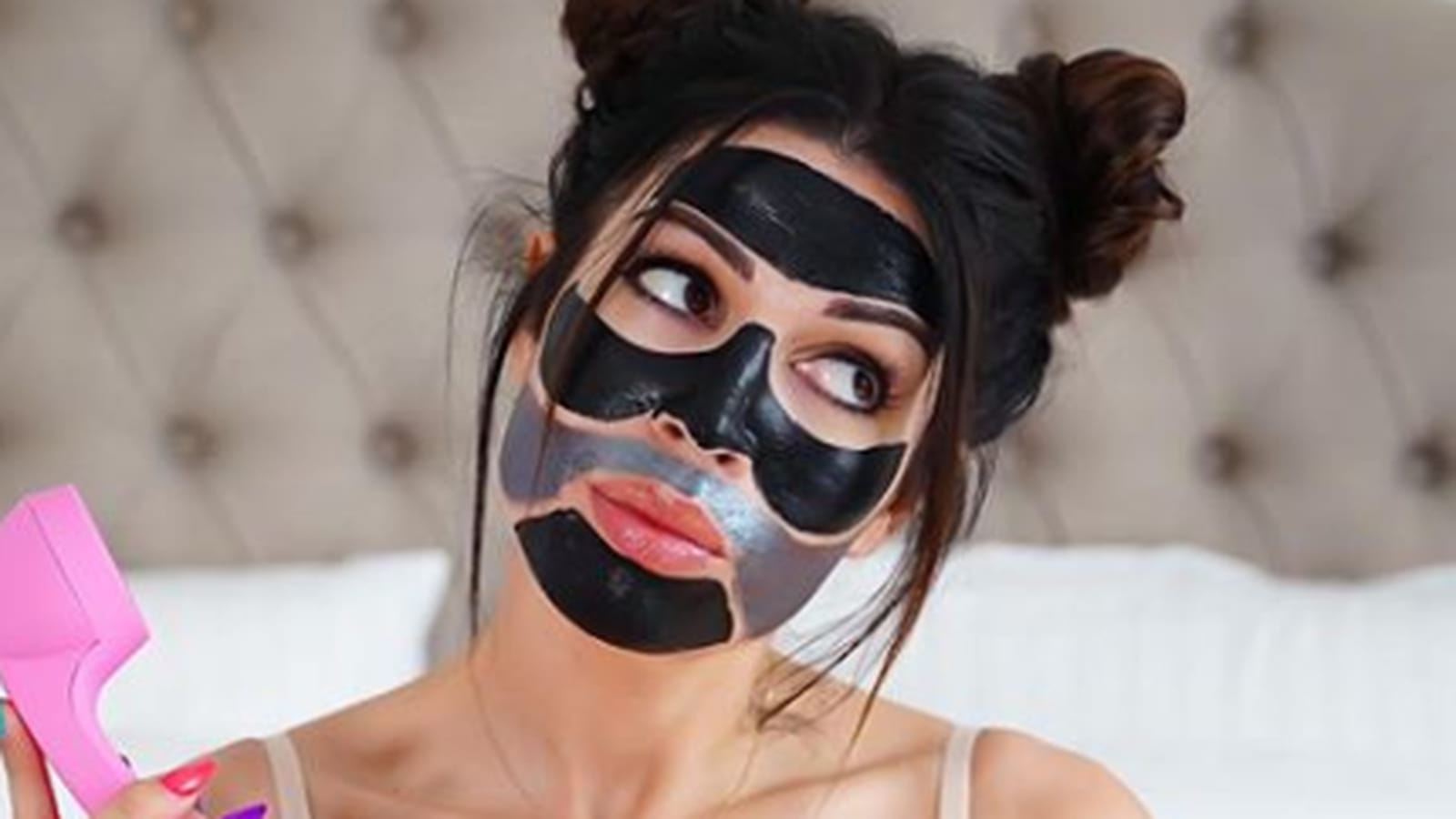 @noemiemakeuptouch