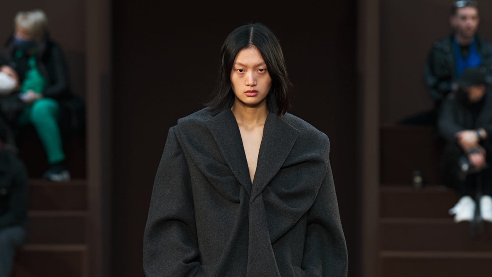 Look 27