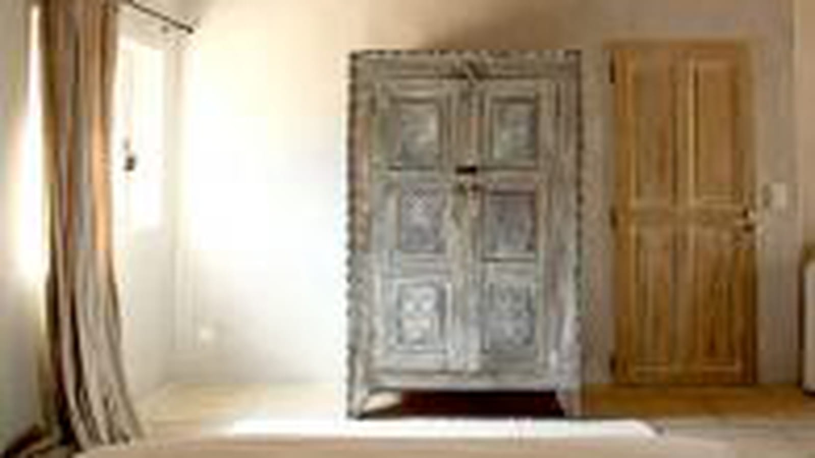 Armoire