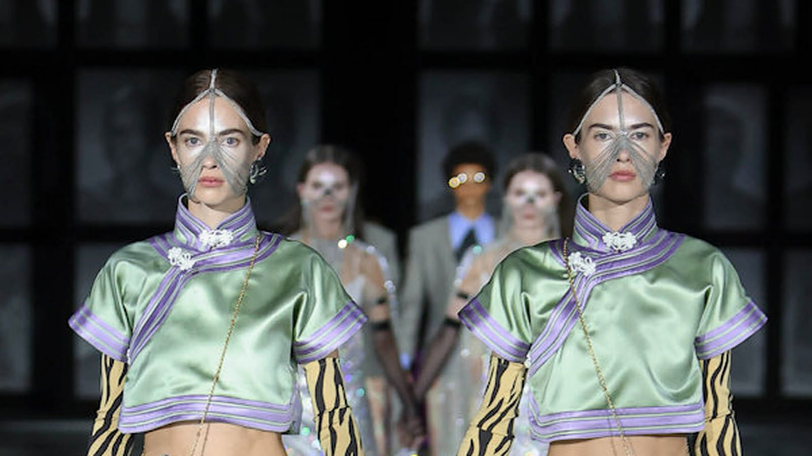 Look 53