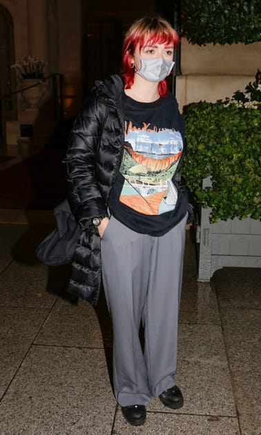 FLOP&nbsp;: Maisie Williams en jogging pant