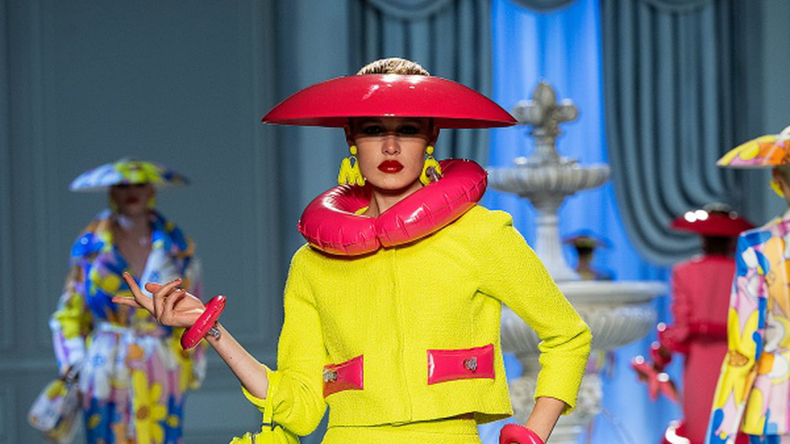 Look 37