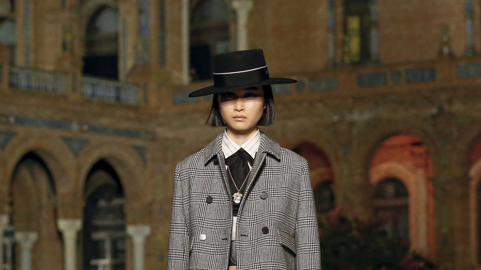 Look 85
