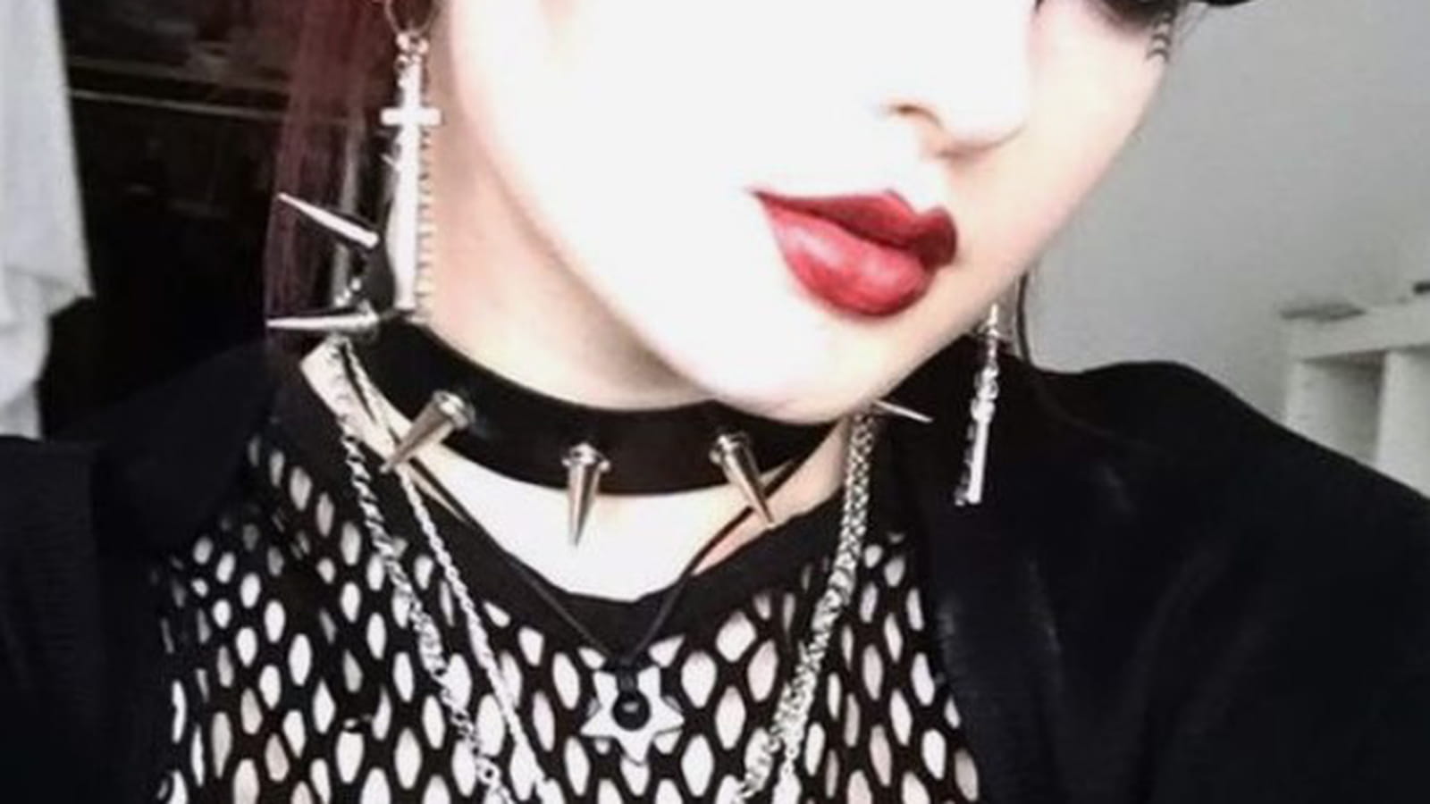 Maquillage gothique toile d'araignée