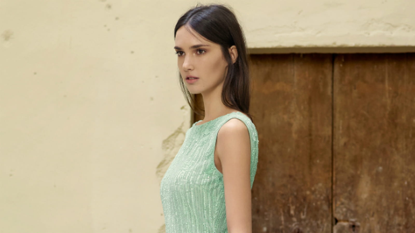 Tenues distinguées pour cérémonies d'été