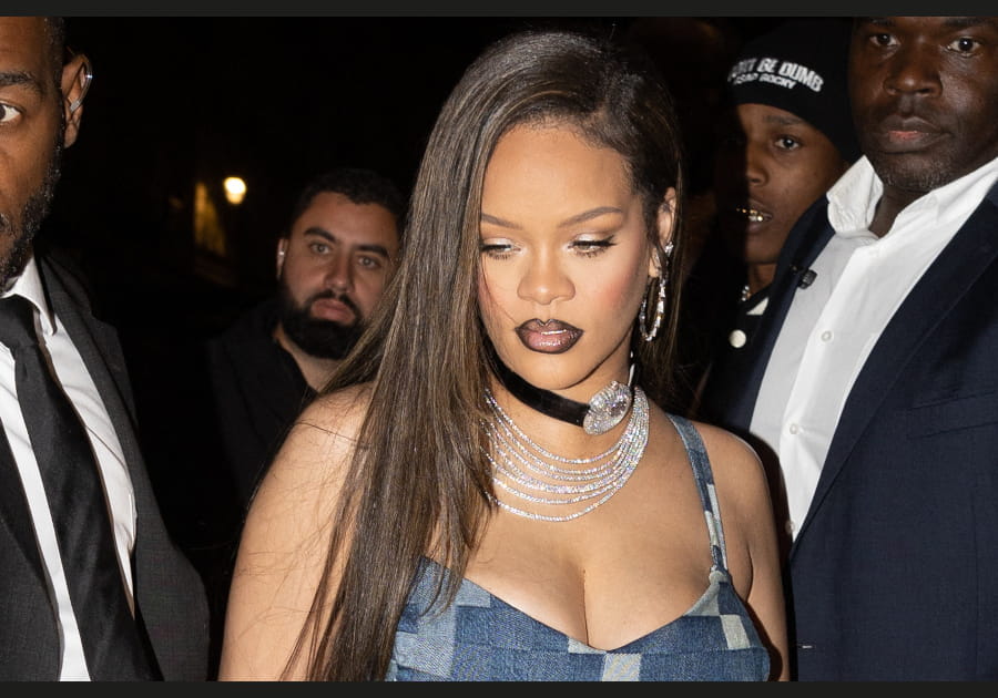 Flop&nbsp;: le contour des l&egrave;vres noir de Rihanna