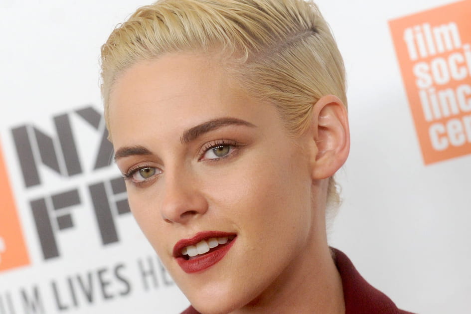 Les l&egrave;vres carmin de Kristen Stewart