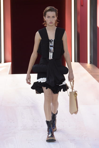 Look 2 du défilé Louis Vuitton