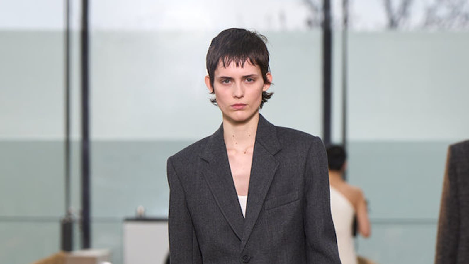 Look 30