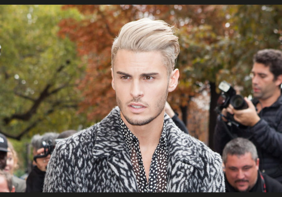 Le blond platine de Baptiste Giabiconi