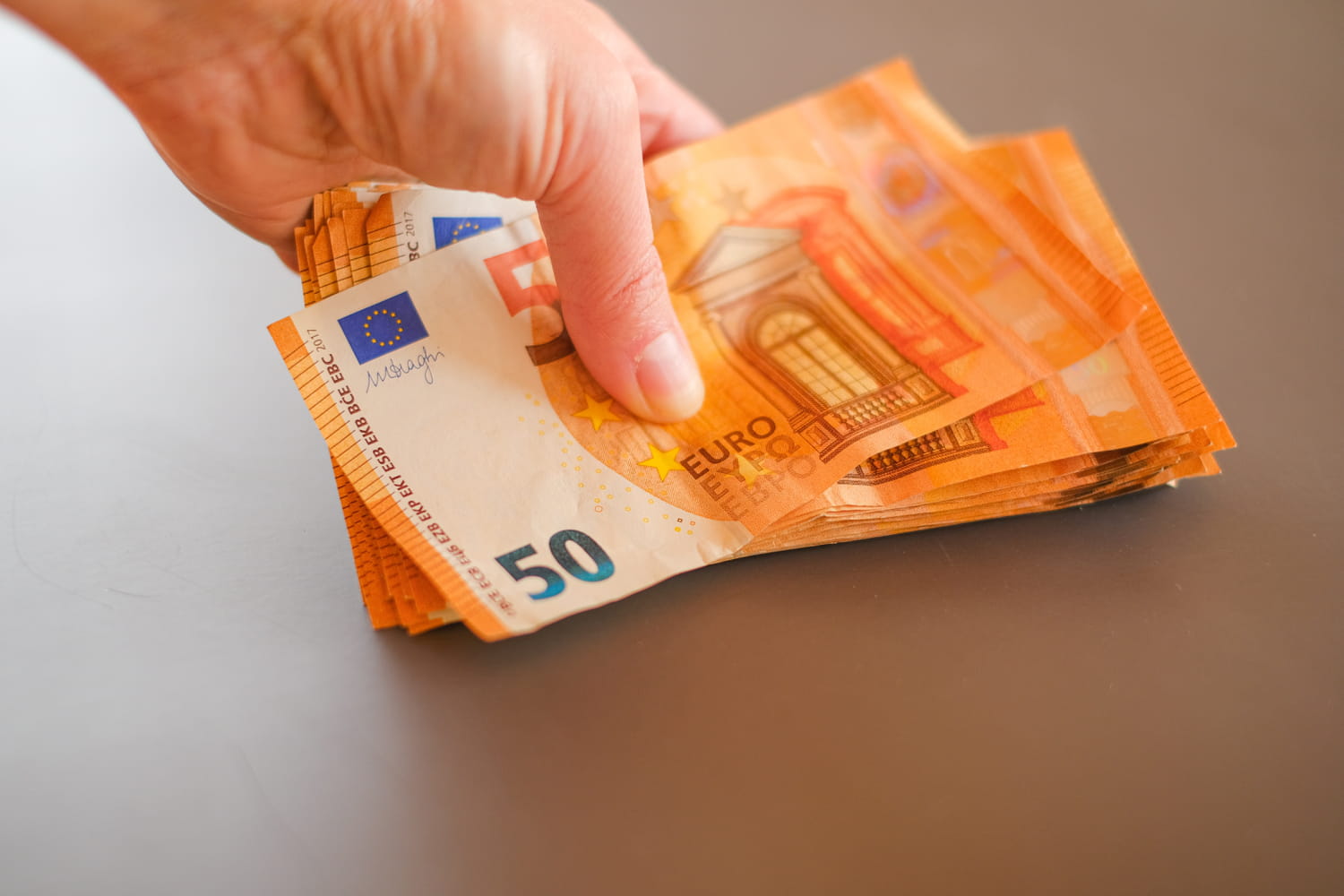 Allocation adulte handicapé : déconjugalisée, montant 2022, à vie ?