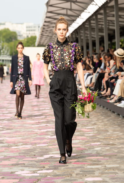 Look 16 du défilé Chanel haute couture automne-hiver 2023-2024
