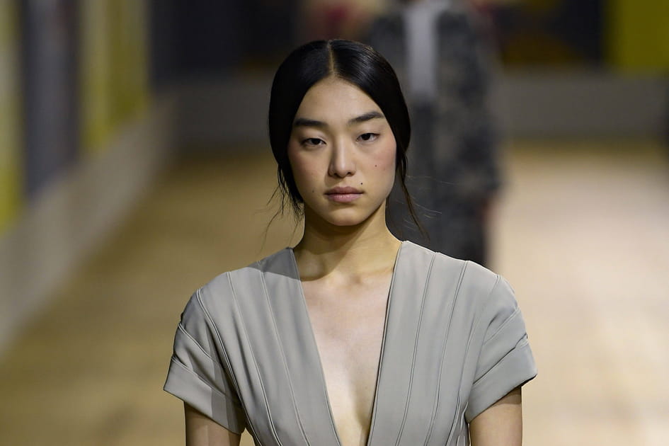 La queue- de-cheval d&eacute;contract&eacute;e vue chez Dior