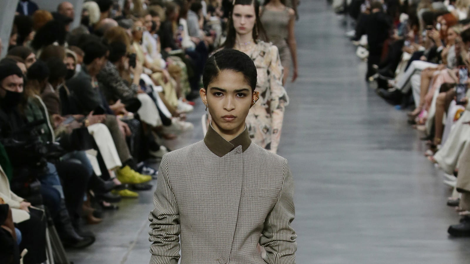 Look 9
