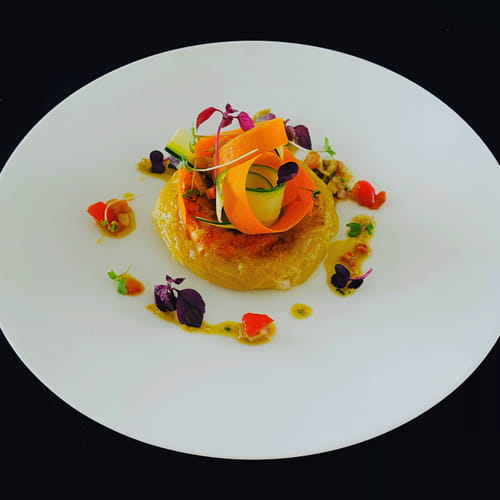 Pastilla de gambas, oignons et citrons confits aux graines de fenouil, sauce vierge