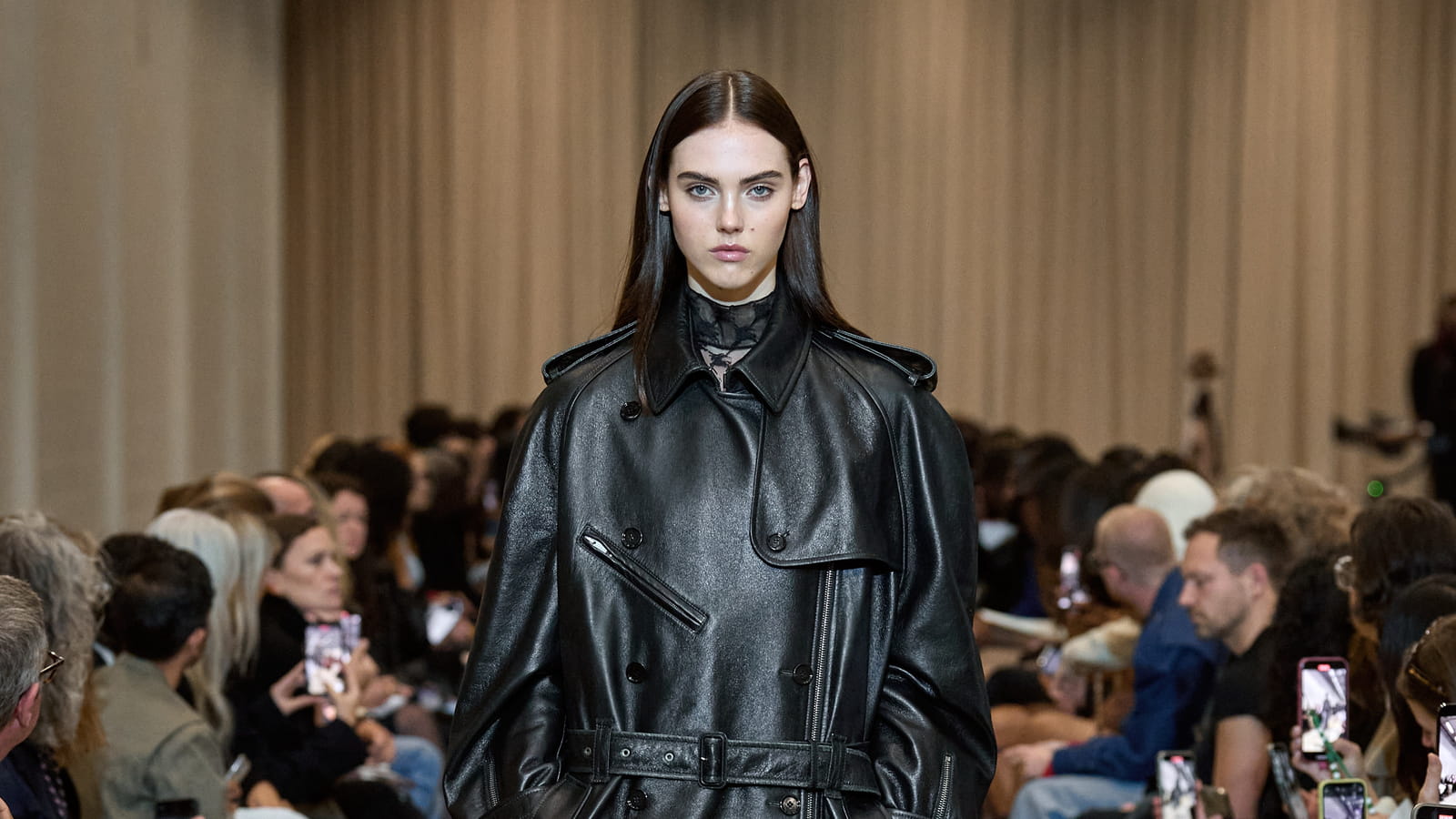 Look 37