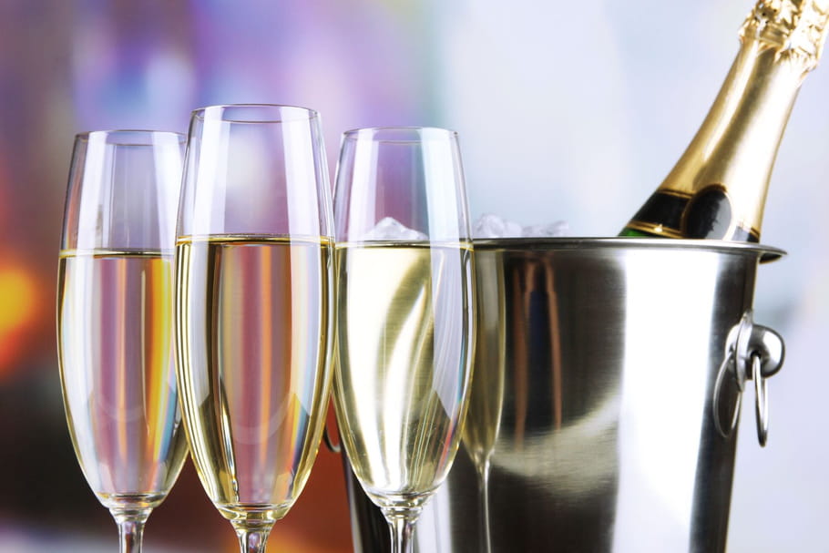 Comment refroidir rapidement une bouteille de champagne ?