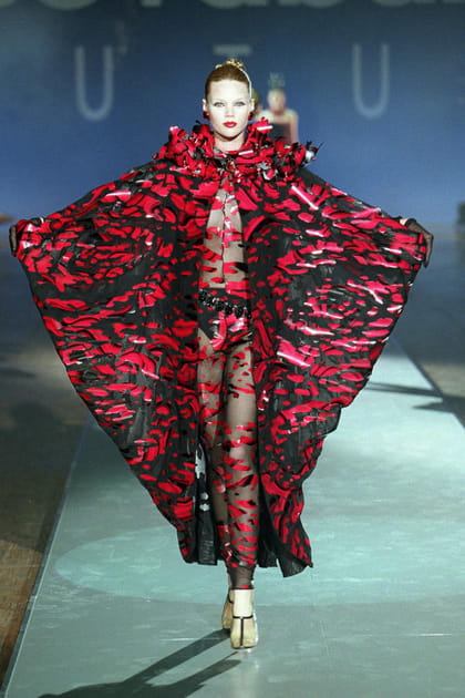 Défilé Paco Rabanne automne-hiver 1999