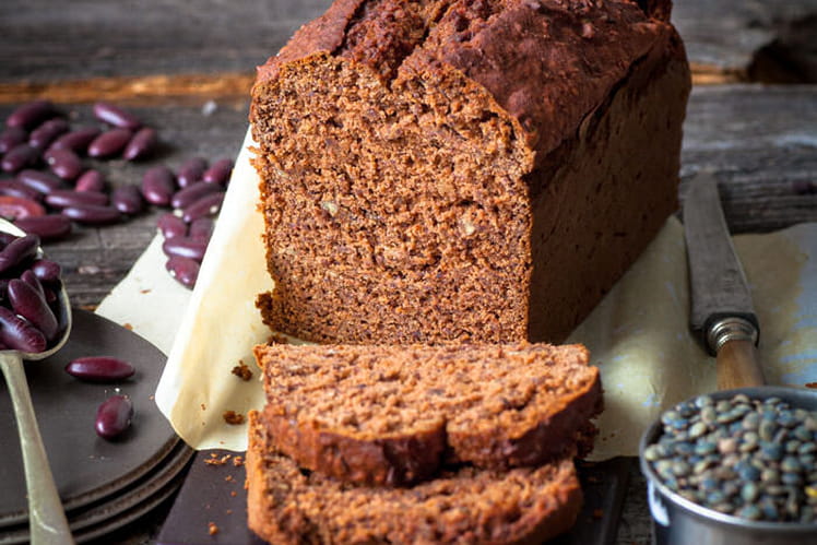 Recette de pain d’épices sans gluten de haricots et lentilles avec un