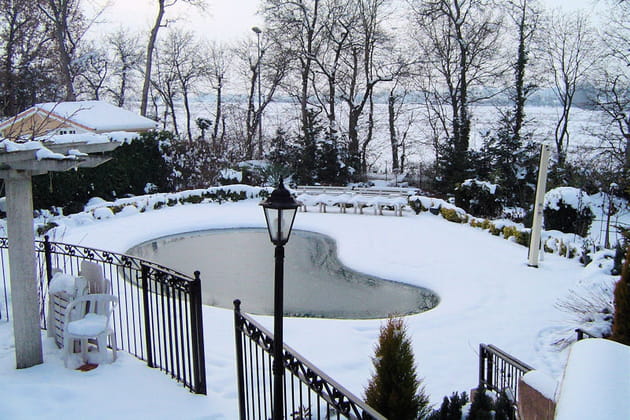 Piscine givr&eacute;e