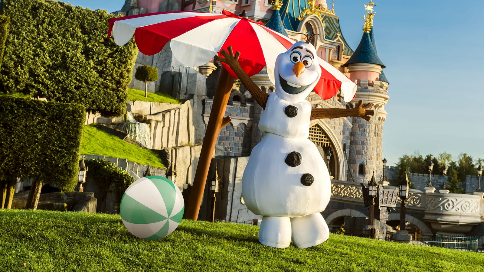 Olaf débarque à Disneyland Paris