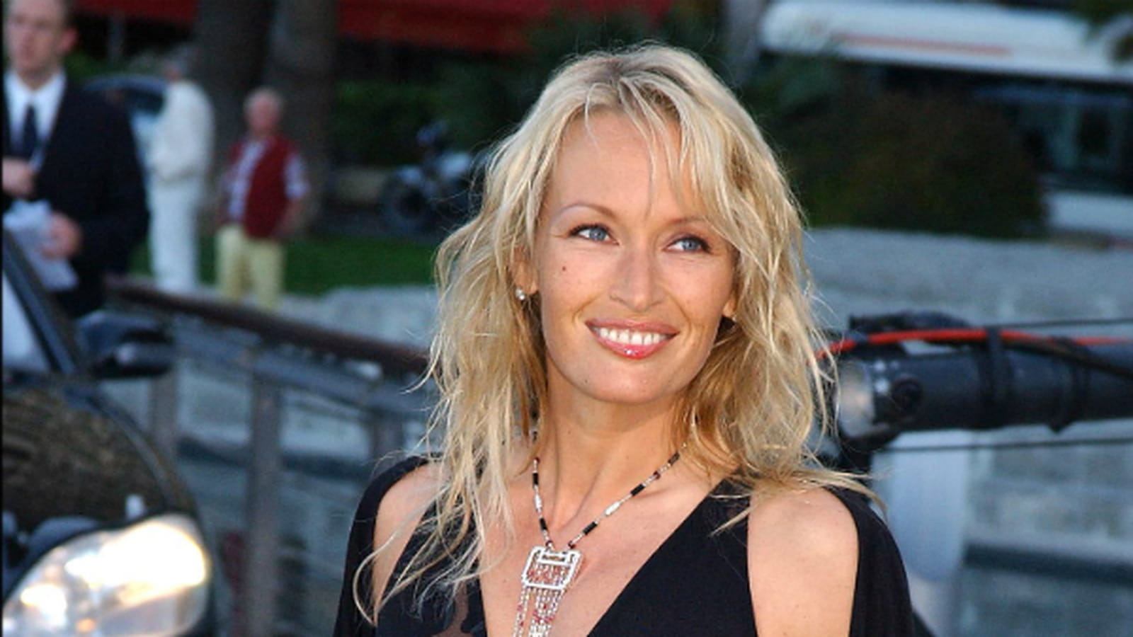 Estelle Lefebure
