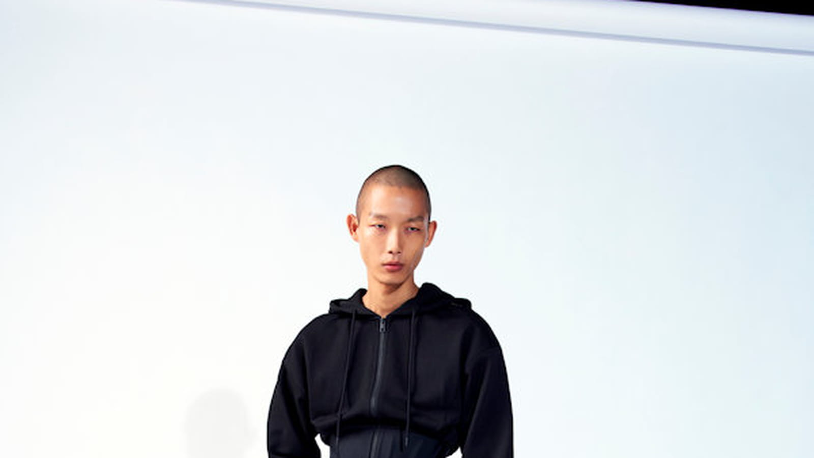 Sweatshirt zippé et pantalon noirs Mugler H&M