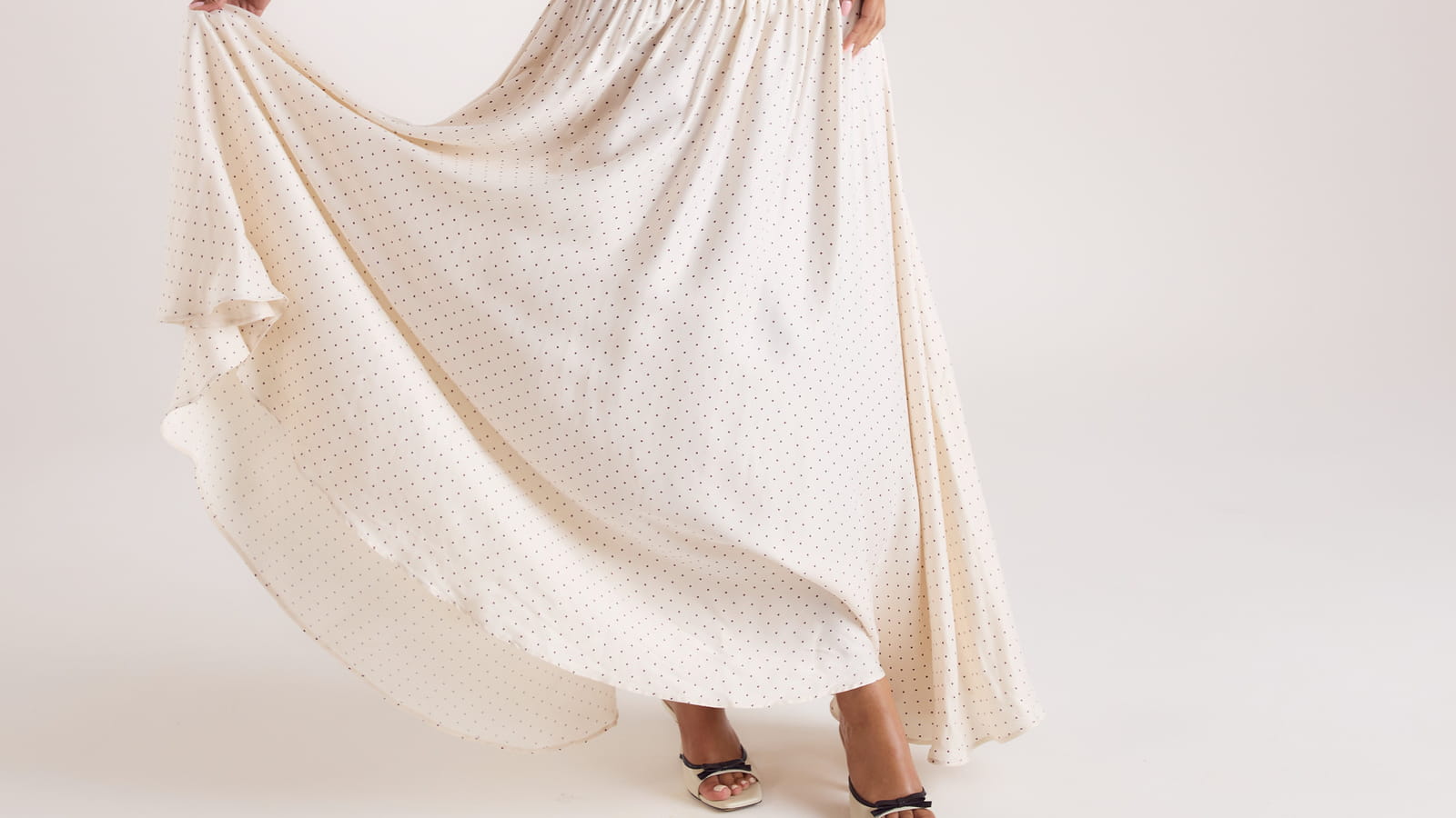 WHITE POLA DOT MAXI DRESS