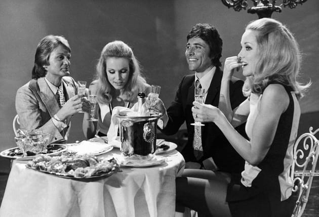Claude Fran&ccedil;ois a chant&eacute; "Je viens d&icirc;ner ce soir" avec Sacha Distel en 1971