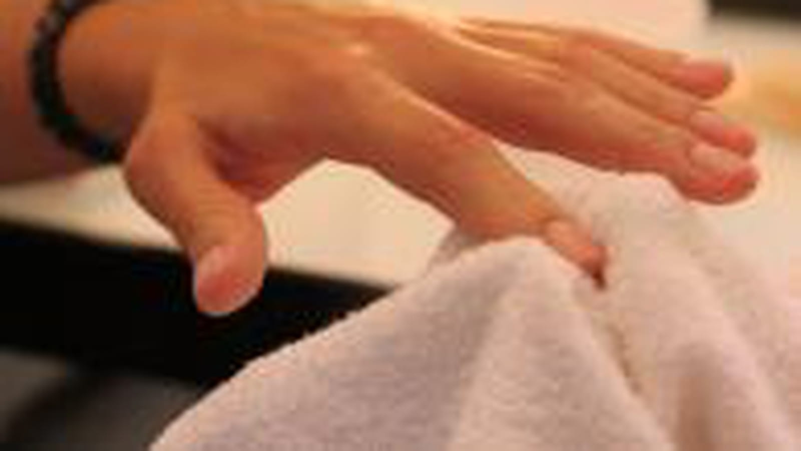 Sécher les ongles