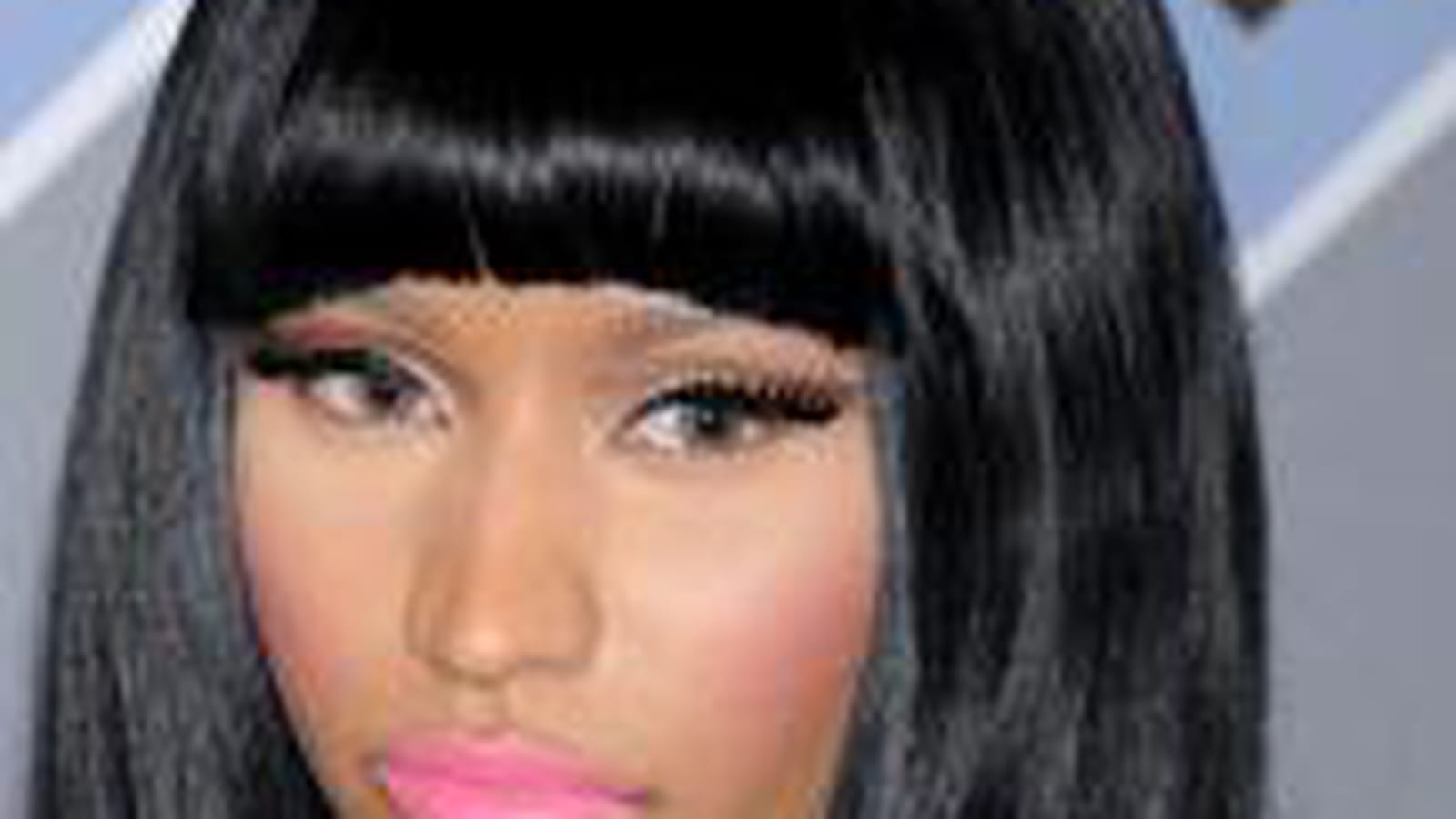 Nicki Minaj avec une frange