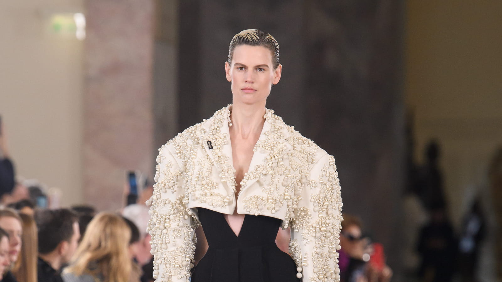 Look 5