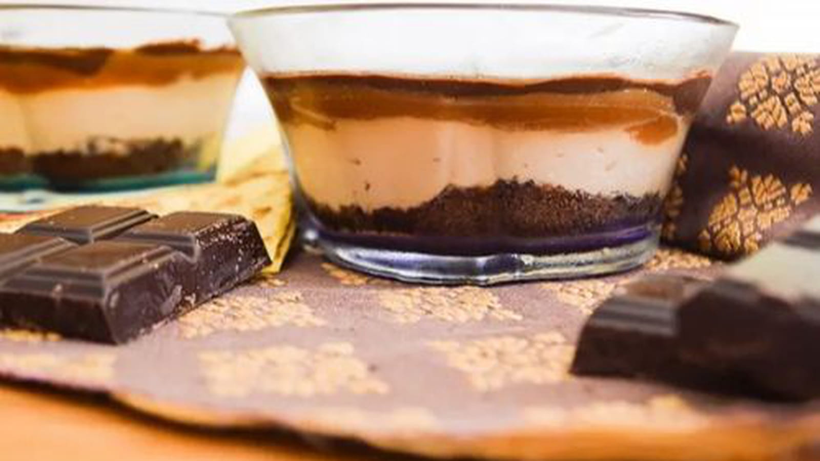 Verrines décadentes au chocolat, mascarpone et caramel