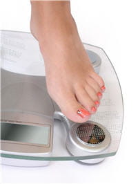 le surpoids ne facilite pas la circulation du sang dans les jambes.