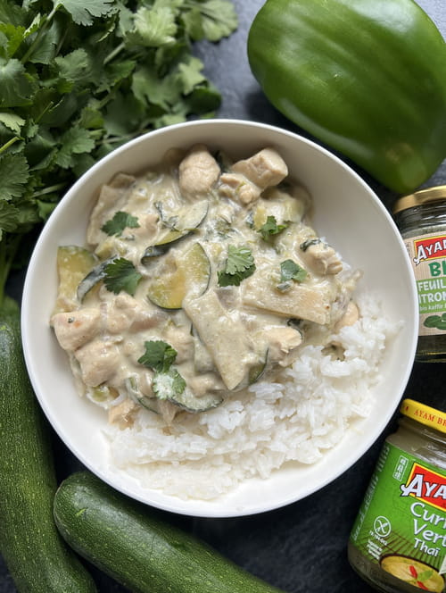 Poulet curry vert et lait de coco