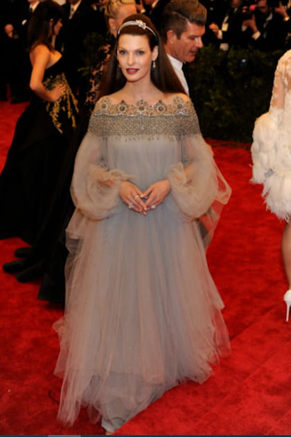 Linda Evangelista en robe en tulle Marchesa