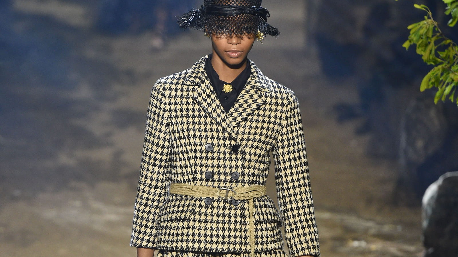 Look 55