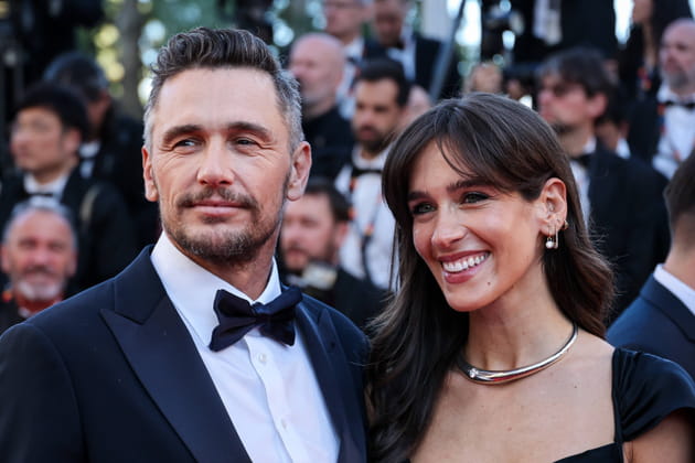 James Franco a pos&eacute; avec sa nouvelle compagne Izabel Pakzad au Festival de Cannes
