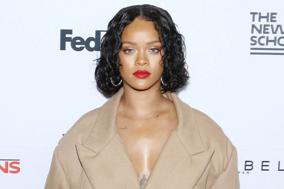 Le carr&eacute; court de Rihanna