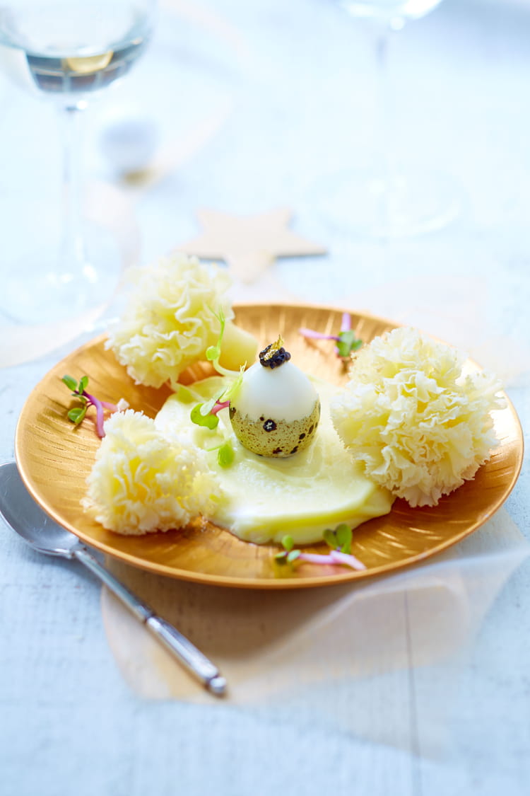 Recette de Mousse de pommes de terre à la Tête de Moine AOP et ses oeufs de cailles au caviar